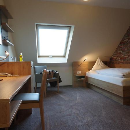 Land-Gut-Hotel Raeuber Lippoldskrug Alfeld  Dış mekan fotoğraf